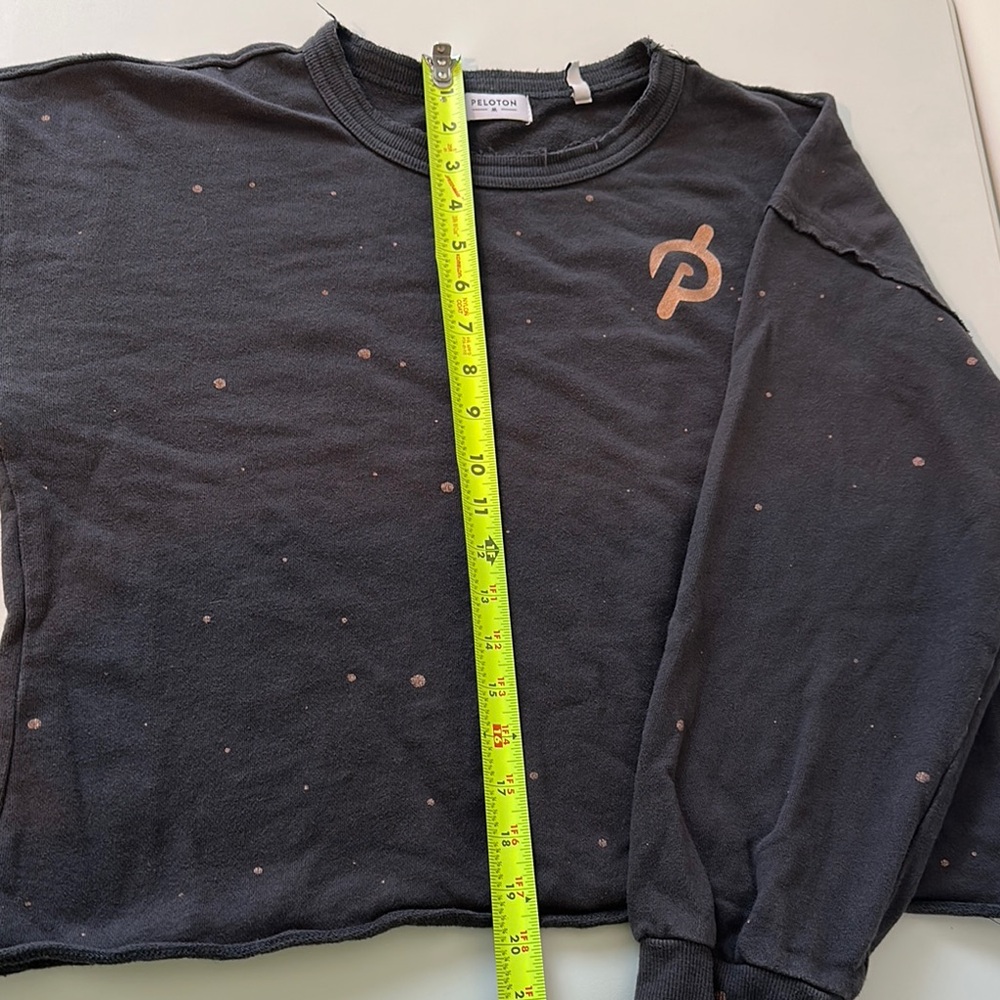 Peloton Black Cropped 100% Cotton Sweatshirt with Rose Gold Accents - Picture 6 of 6
